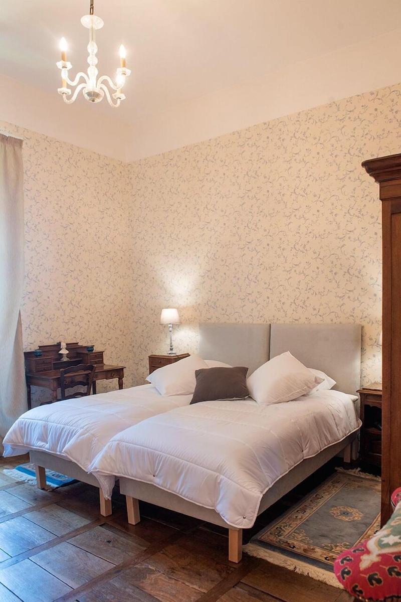 Domaine De Vielcastel image