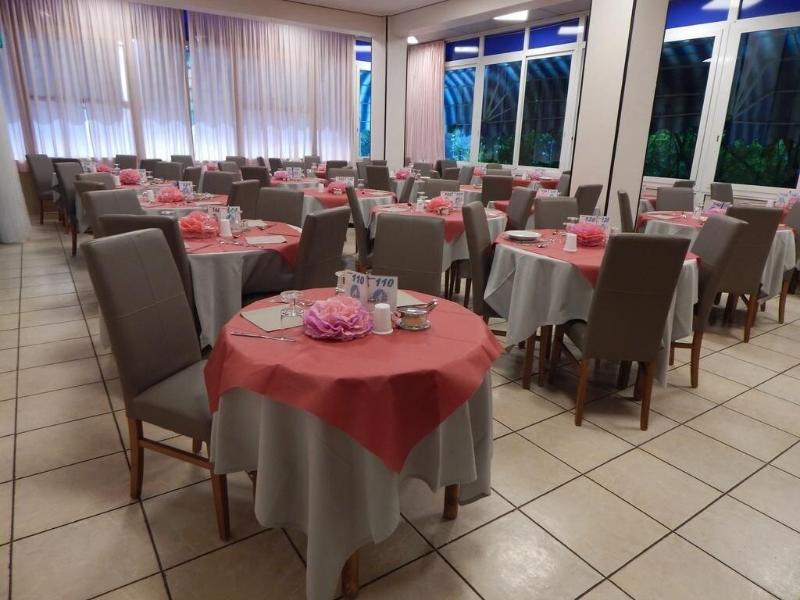 Hotel Vera image
