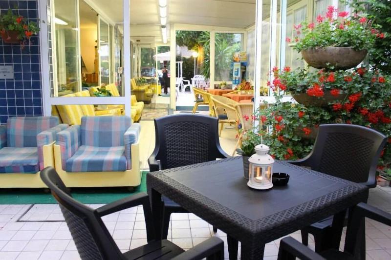Hotel Vera image