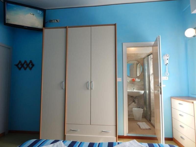 Hotel Vera image