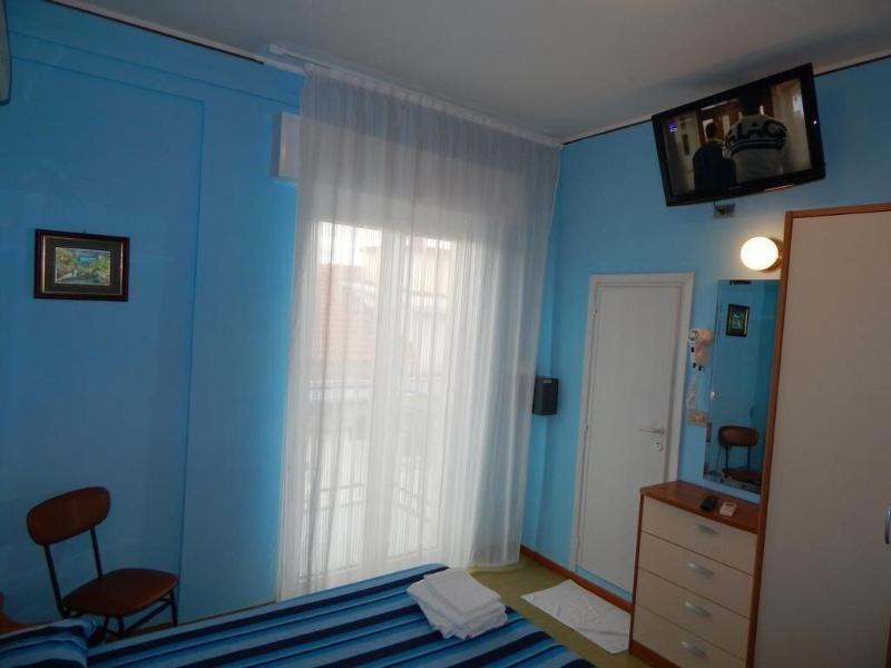 Hotel Vera image