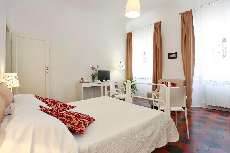 Lucretia House Affittacamere — photo 4
