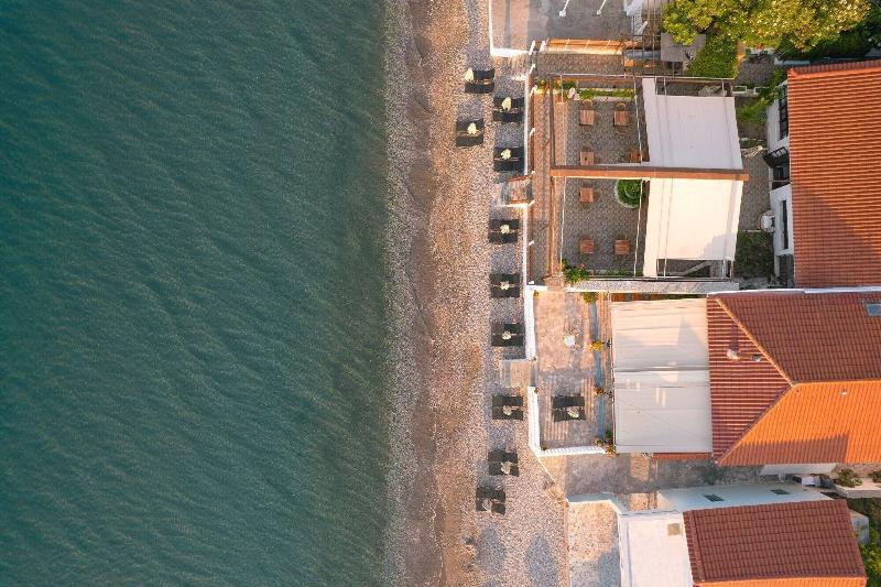 Potokaki Beachfront Hotel — main photo