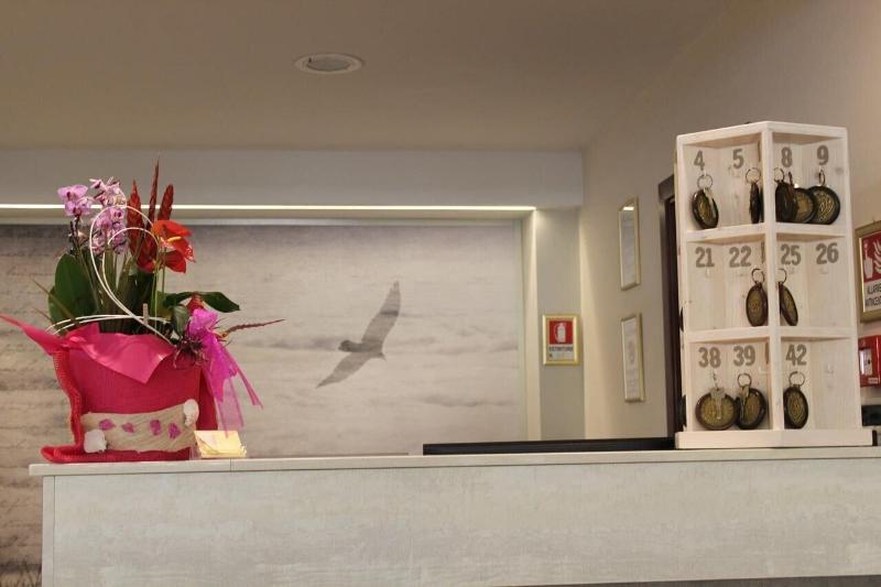 Hotel Mauri image