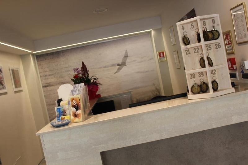Hotel Mauri image