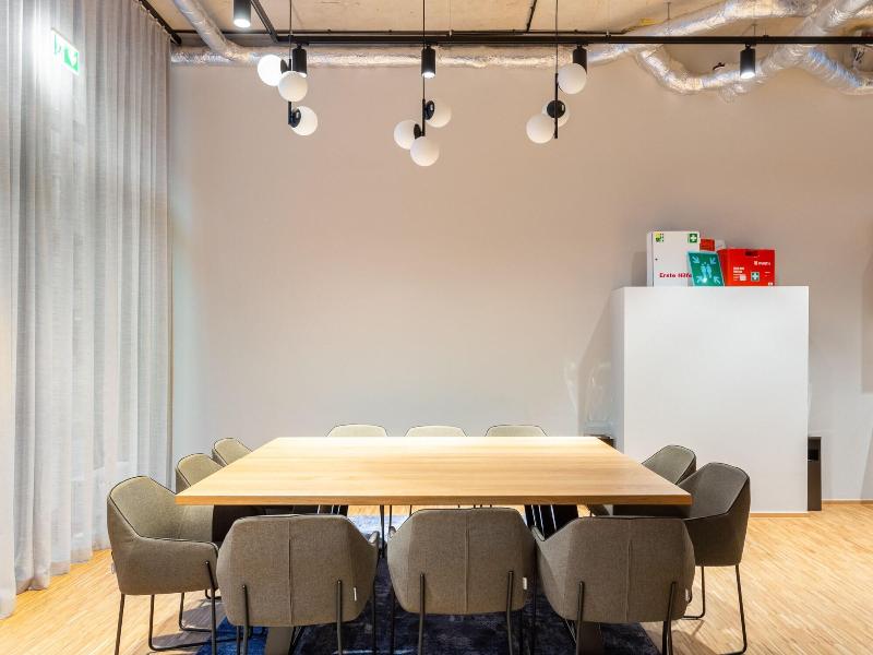 Numa L Bloc Rooms Apartments image