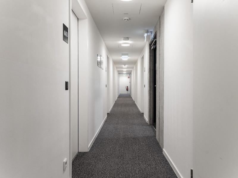 Numa L Bloc Rooms Apartments image