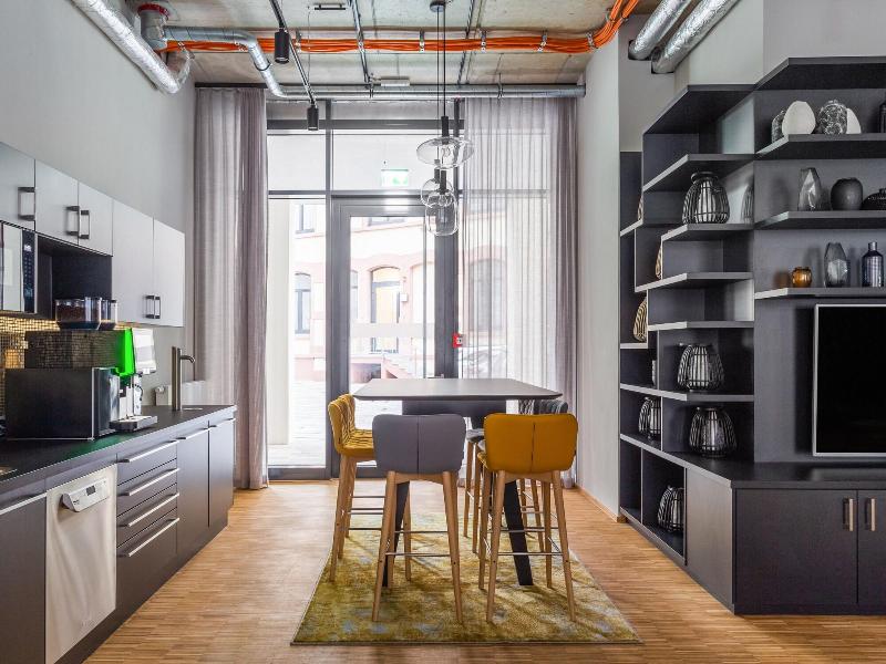 Numa L Bloc Rooms Apartments image