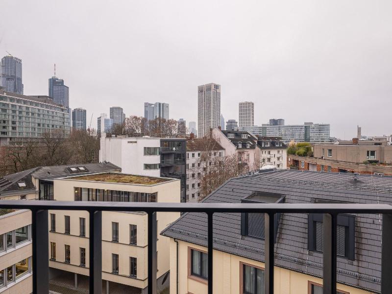 Numa L Bloc Rooms Apartments image