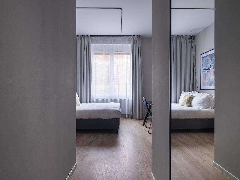 Numa L Bloc Rooms Apartments image