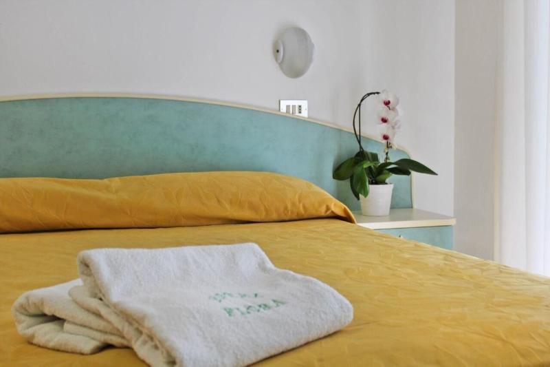 Hotel Flora image