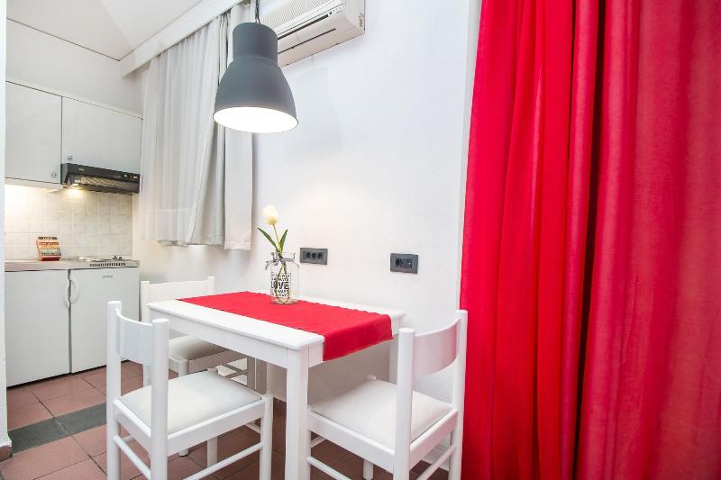 Kahlua Hotel Apartments image