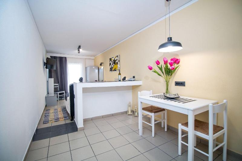 Kahlua Hotel Apartments image