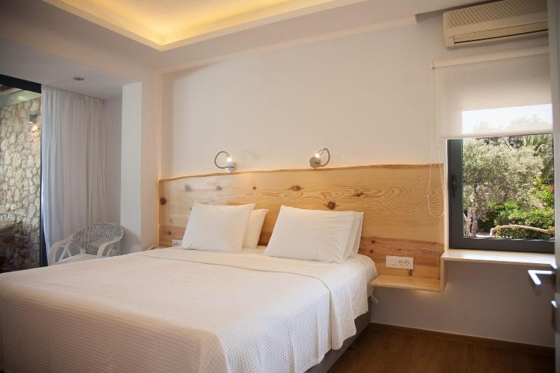 Artemis Village Apartments Studios image