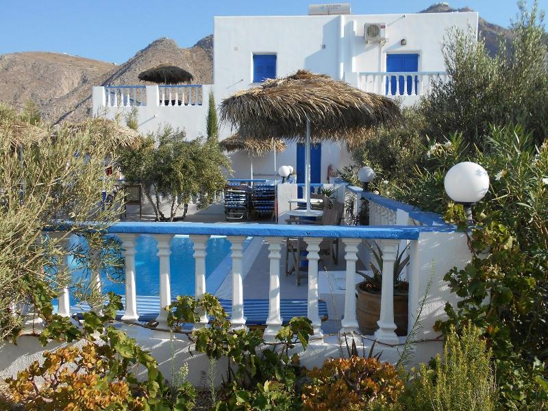 Studios Apartments Kapetanios image