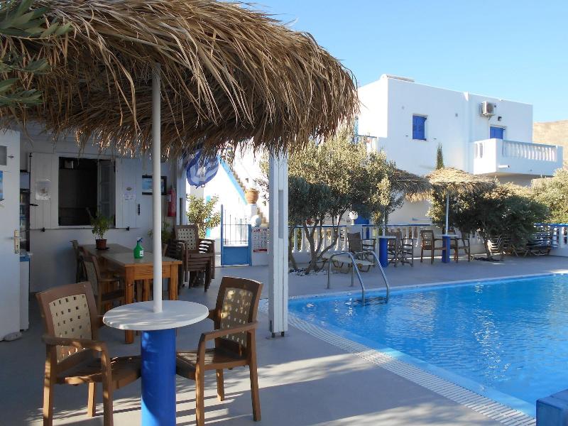 Studios Apartments Kapetanios image