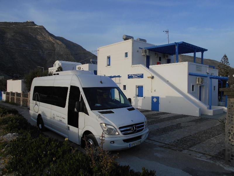 Studios Apartments Kapetanios image