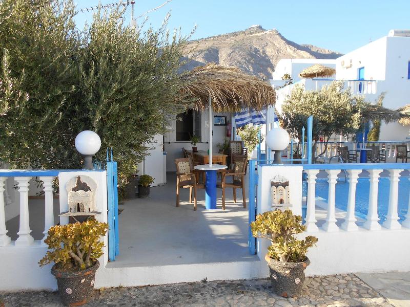 Studios Apartments Kapetanios image