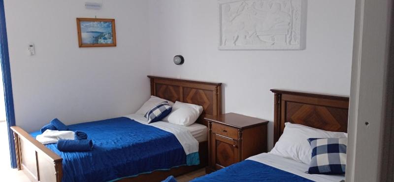 Studios Apartments Kapetanios image