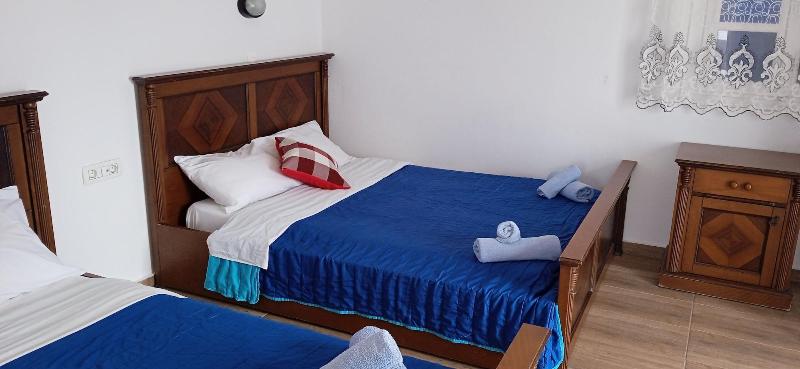Studios Apartments Kapetanios image