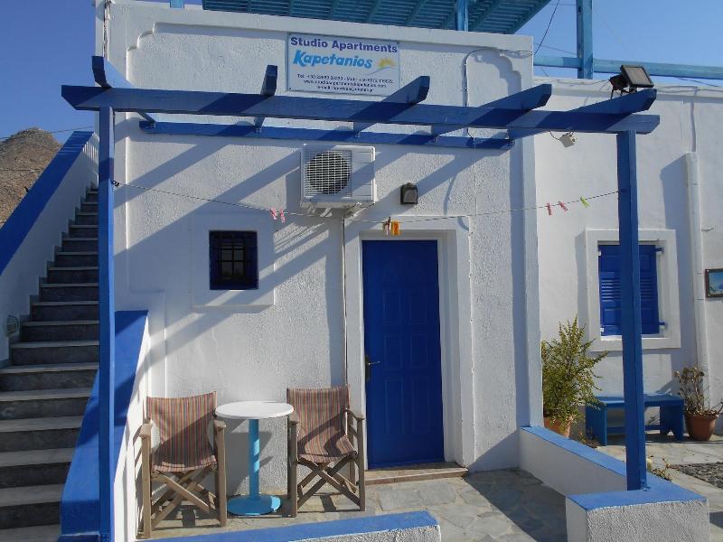 Studios Apartments Kapetanios image