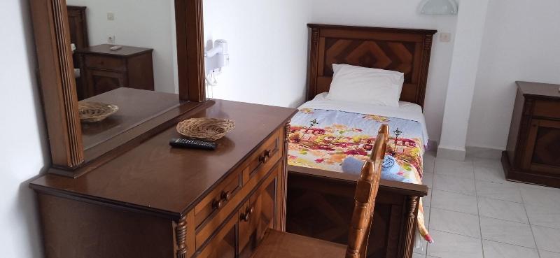 Studios Apartments Kapetanios image