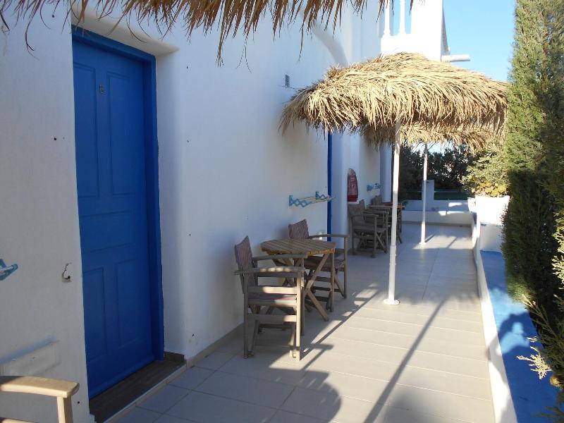 Studios Apartments Kapetanios image