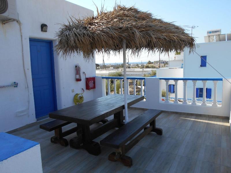 Studios Apartments Kapetanios image
