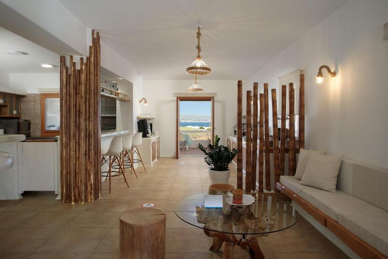 Margaritari Hotel image
