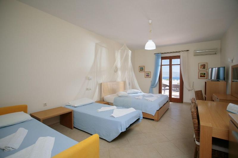 Margaritari Hotel image