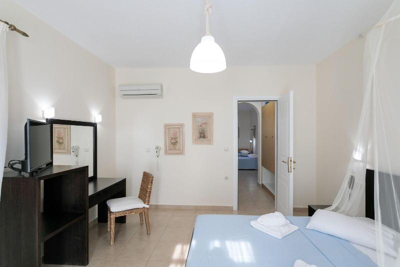 Margaritari Hotel image