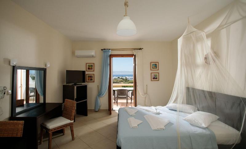 Margaritari Hotel image