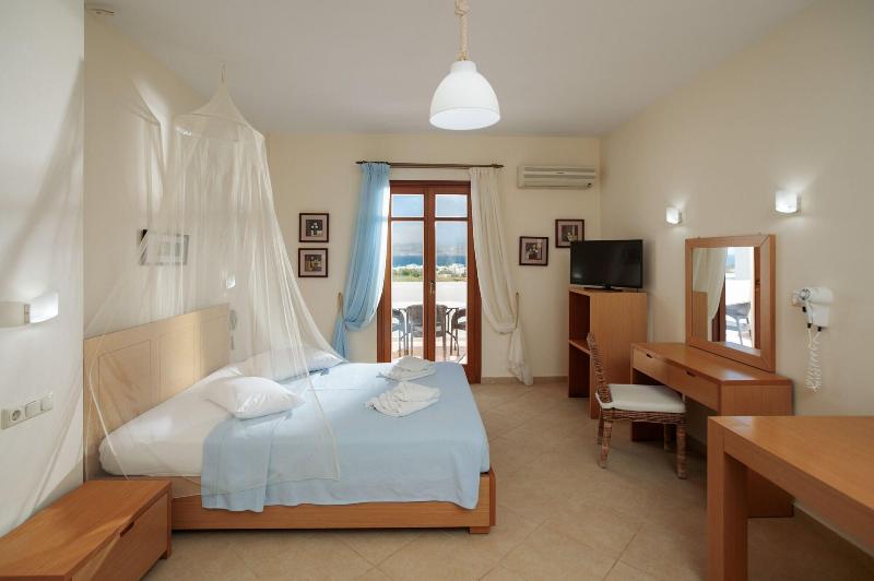 Margaritari Hotel image