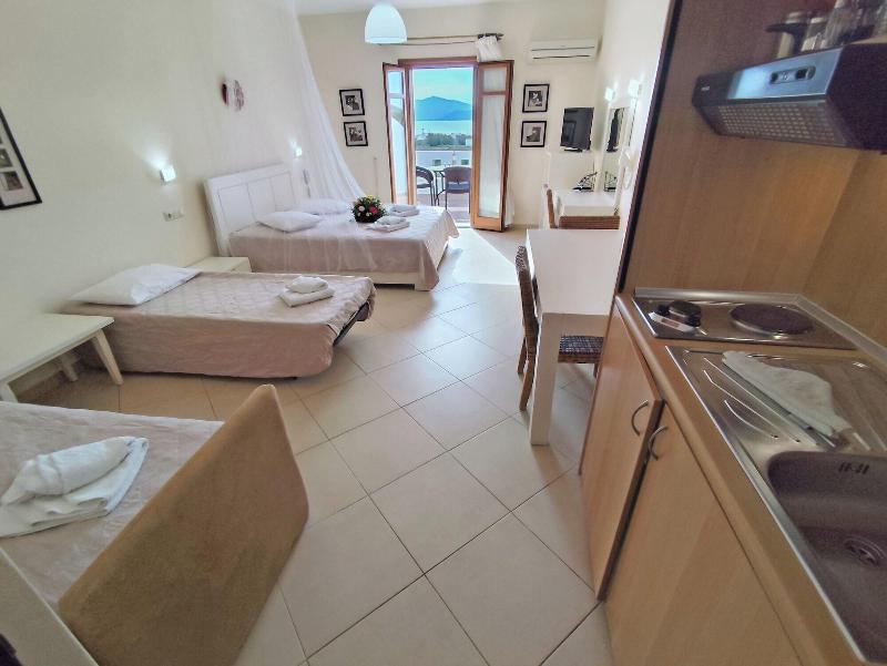 Margaritari Hotel image