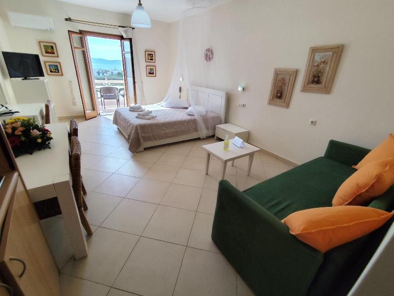 Margaritari Hotel image