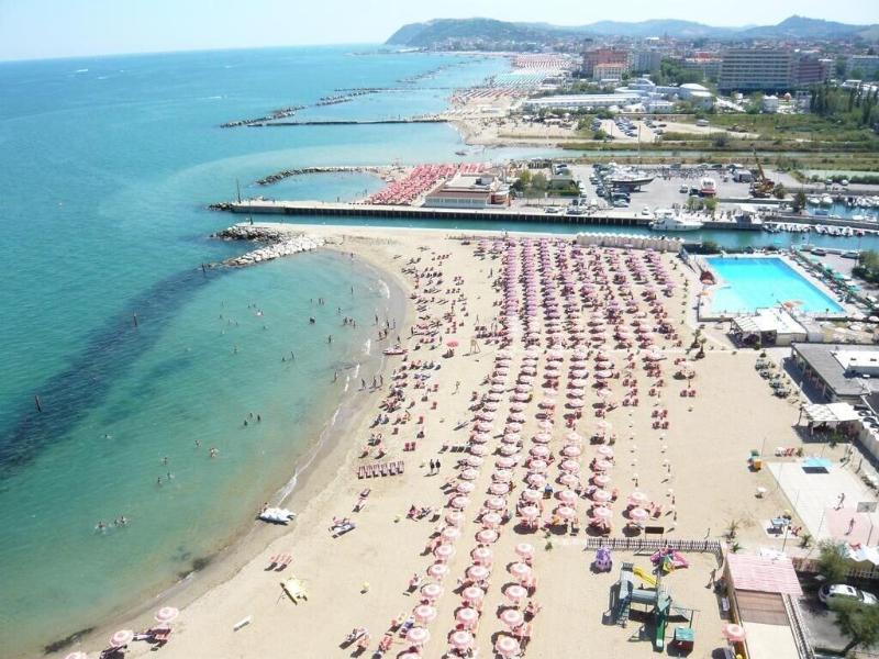 Hotel Adria image