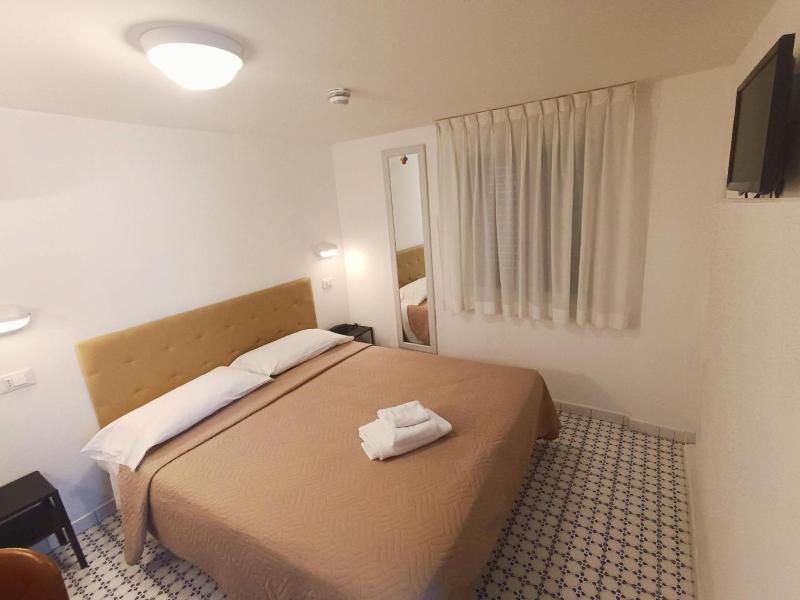 Hotel Adria image