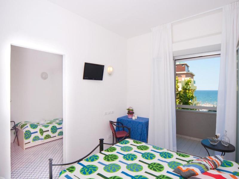 Hotel Adria image
