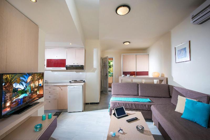 Seafalios Apartments image