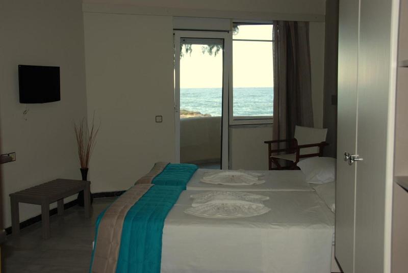 Seafalios Apartments image