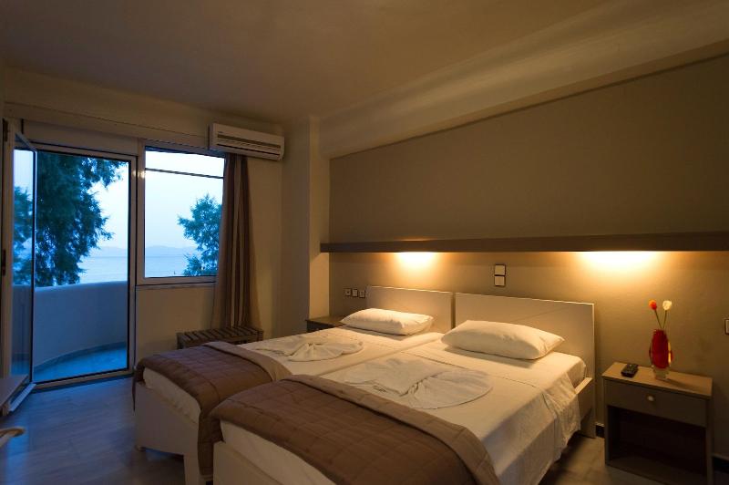 Seafalios Apartments image