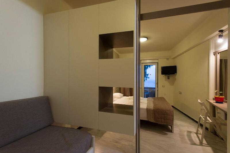 Seafalios Apartments image