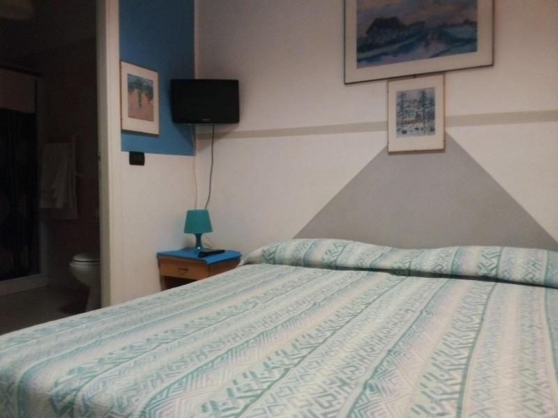 Hotel Niagara image