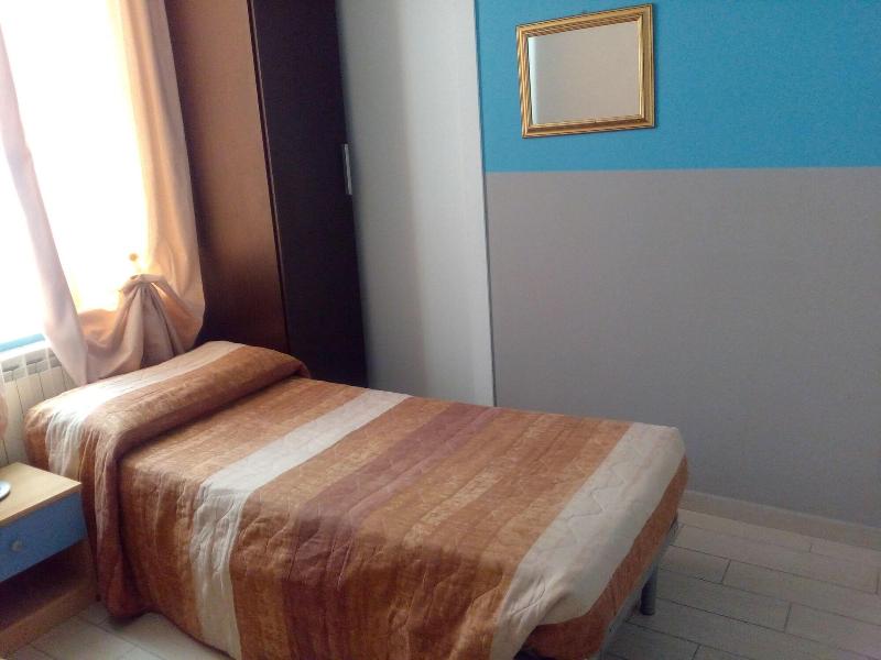 Hotel Niagara image