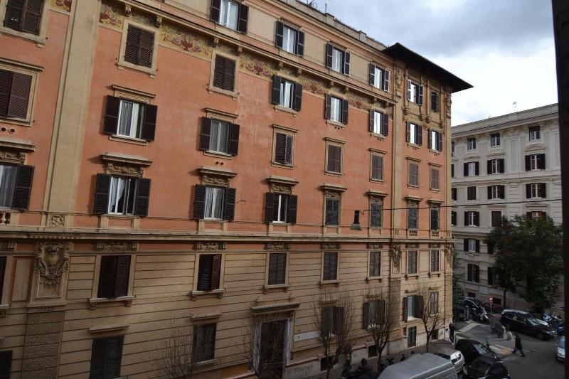 Vatican Town image