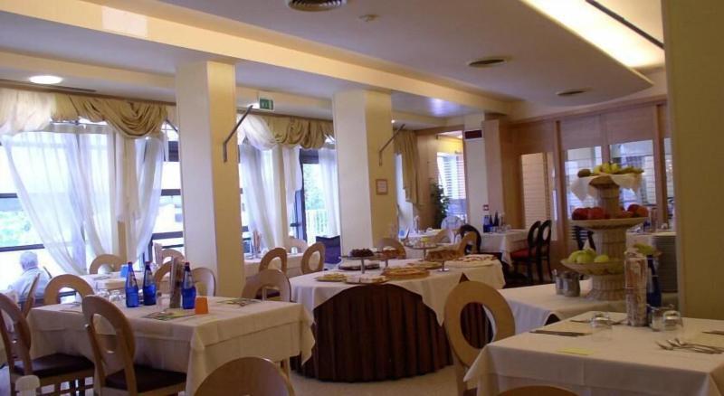 Hotel Zurigo image