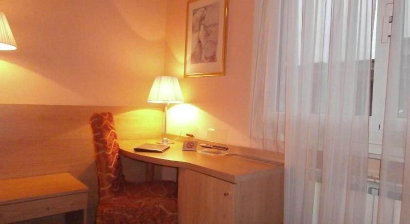 Hotel Zurigo image