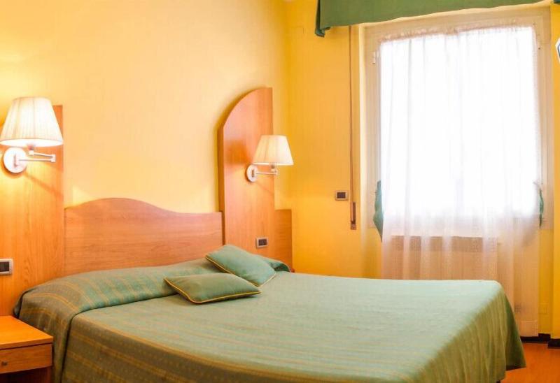 Hotel Zurigo image