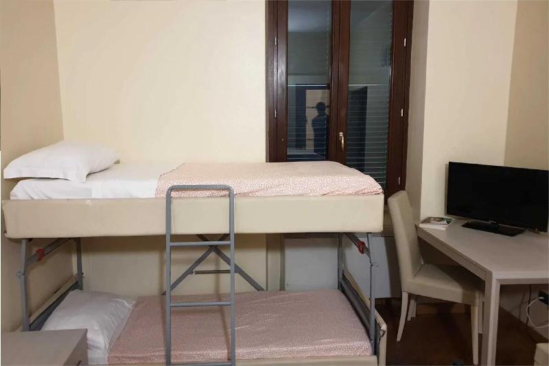 Villa Luzzatti Hostel image