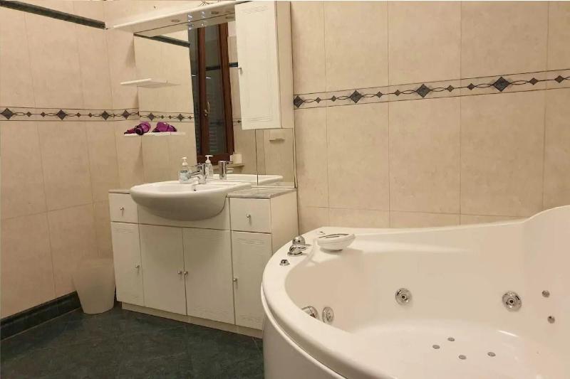 Villa Luzzatti Hostel image